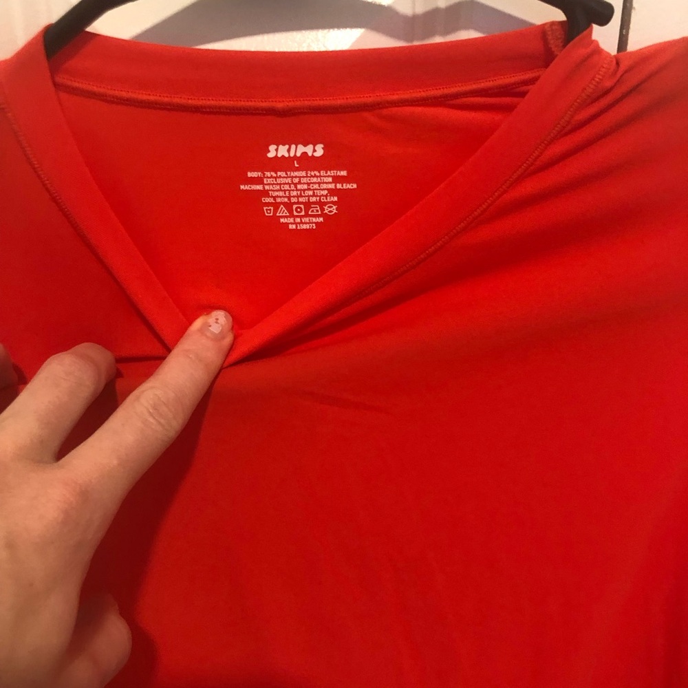 Skims Fits Everybody Long Sleeve shirt